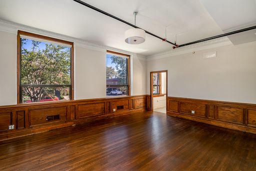 Available 9/10/2026: Two Months Free Rent! – photo 1