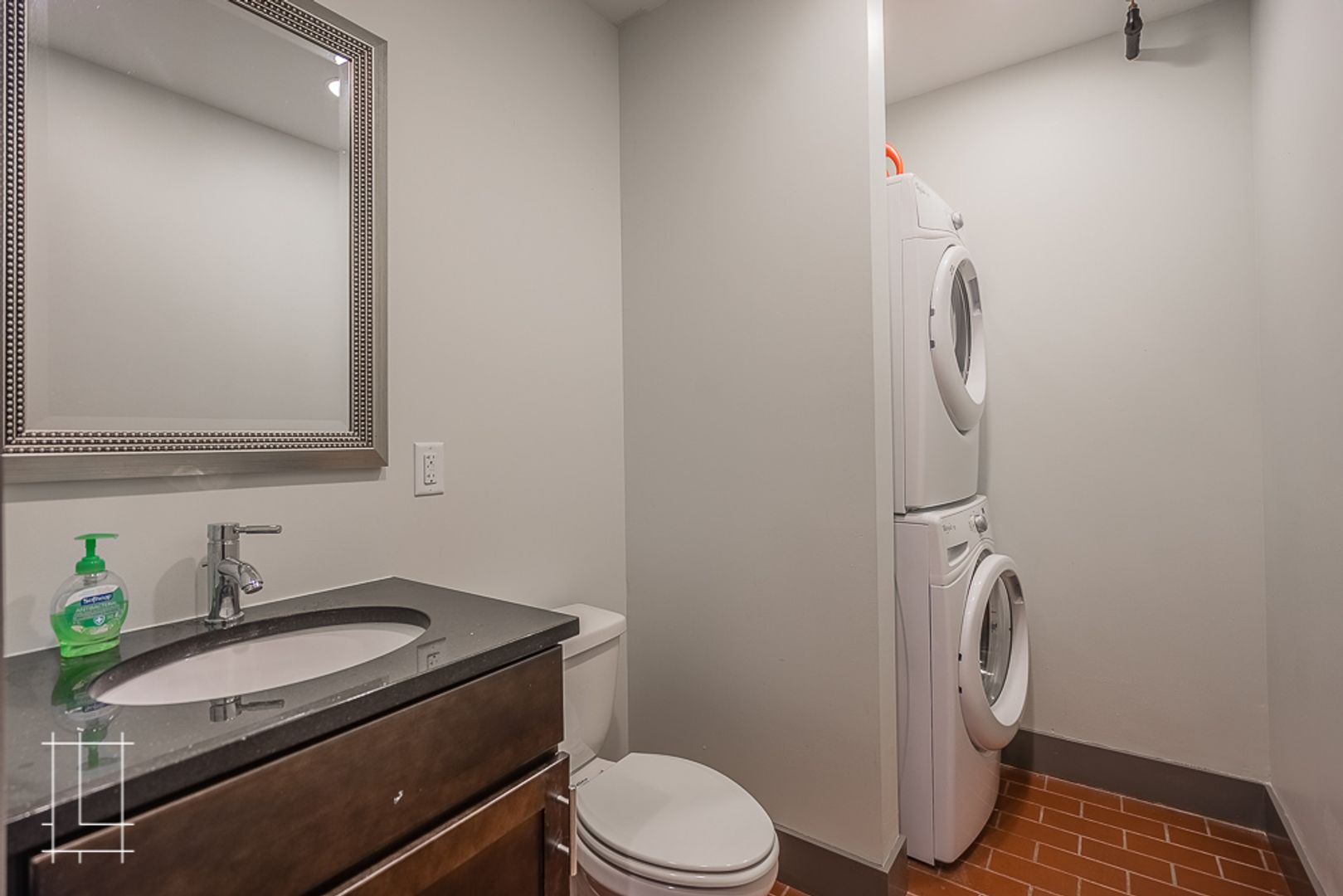 Columbus Apartment: 727 N. 4th St.