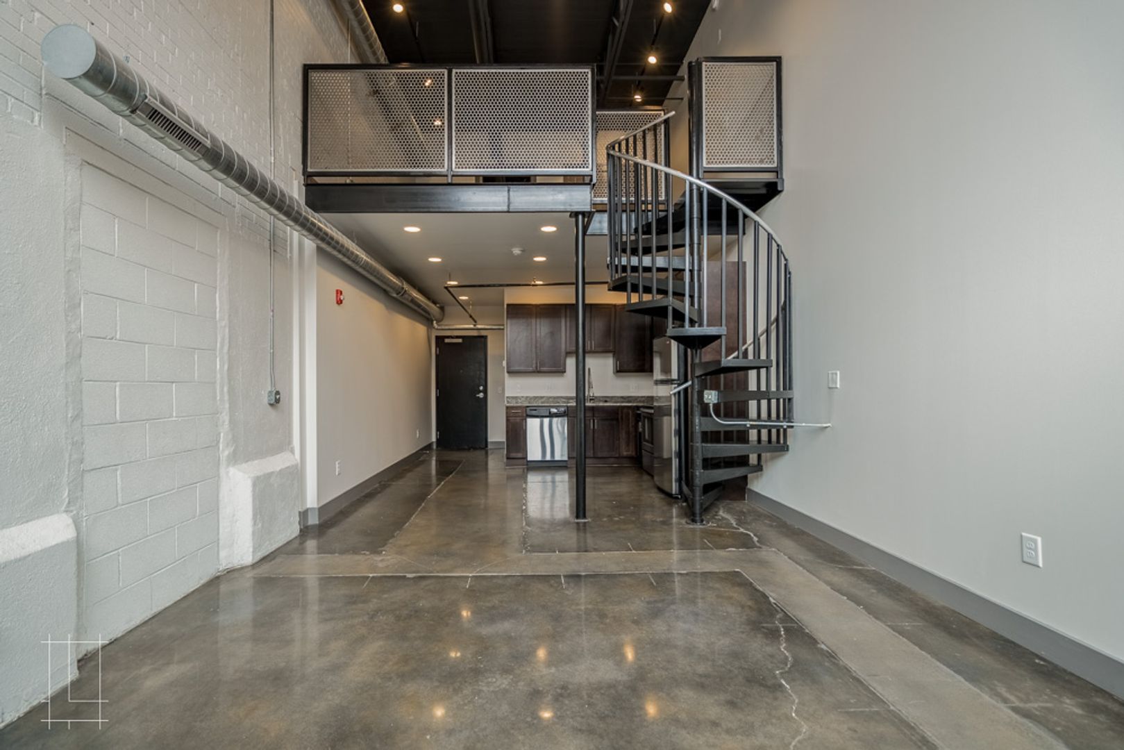 Columbus Apartment: 727 N. 4th St.