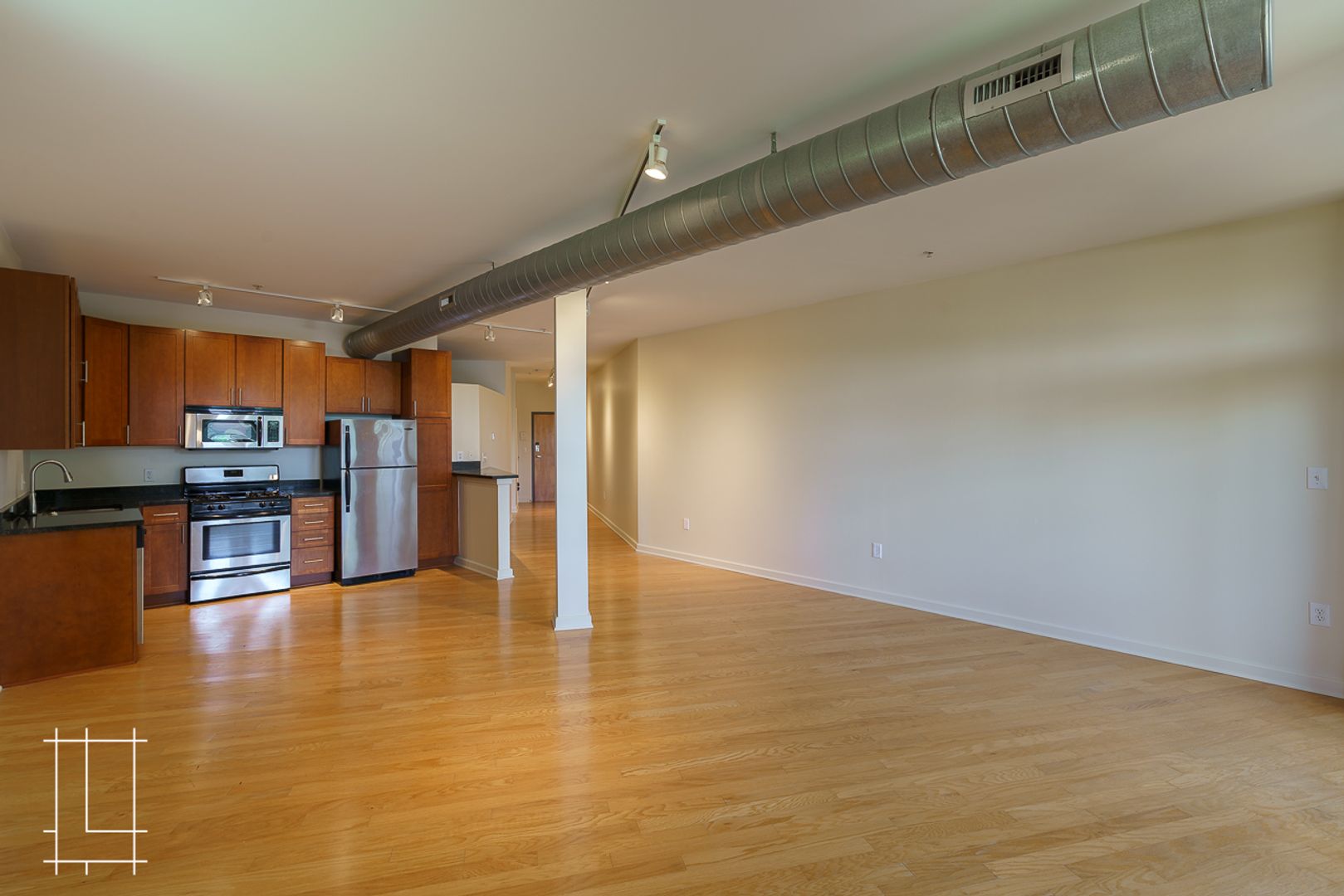 Columbus Apartment: 431 W. 1st Ave