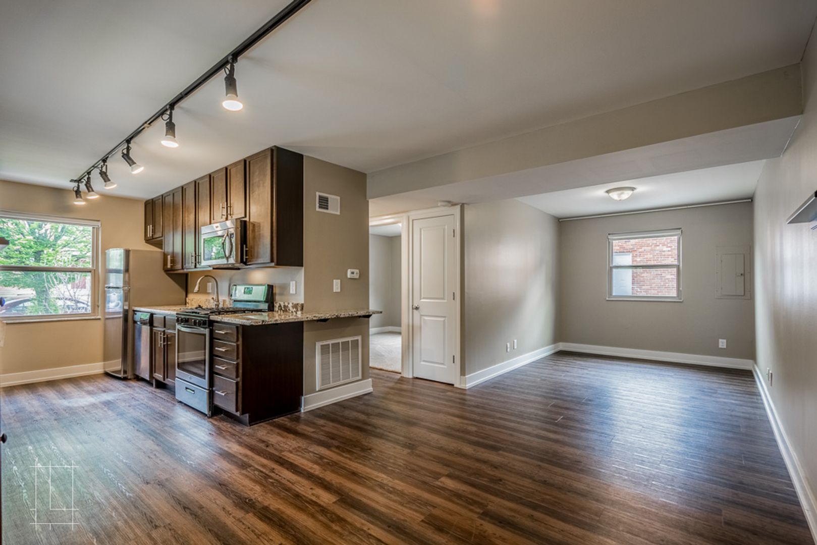 Columbus Apartment: 1308 - 1326 Dennison Ave