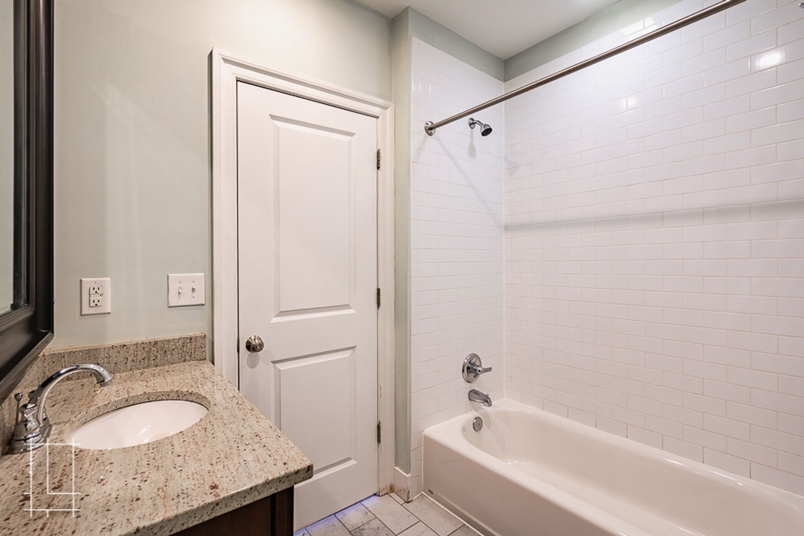 Columbus Apartment: 19 W. 1st Ave