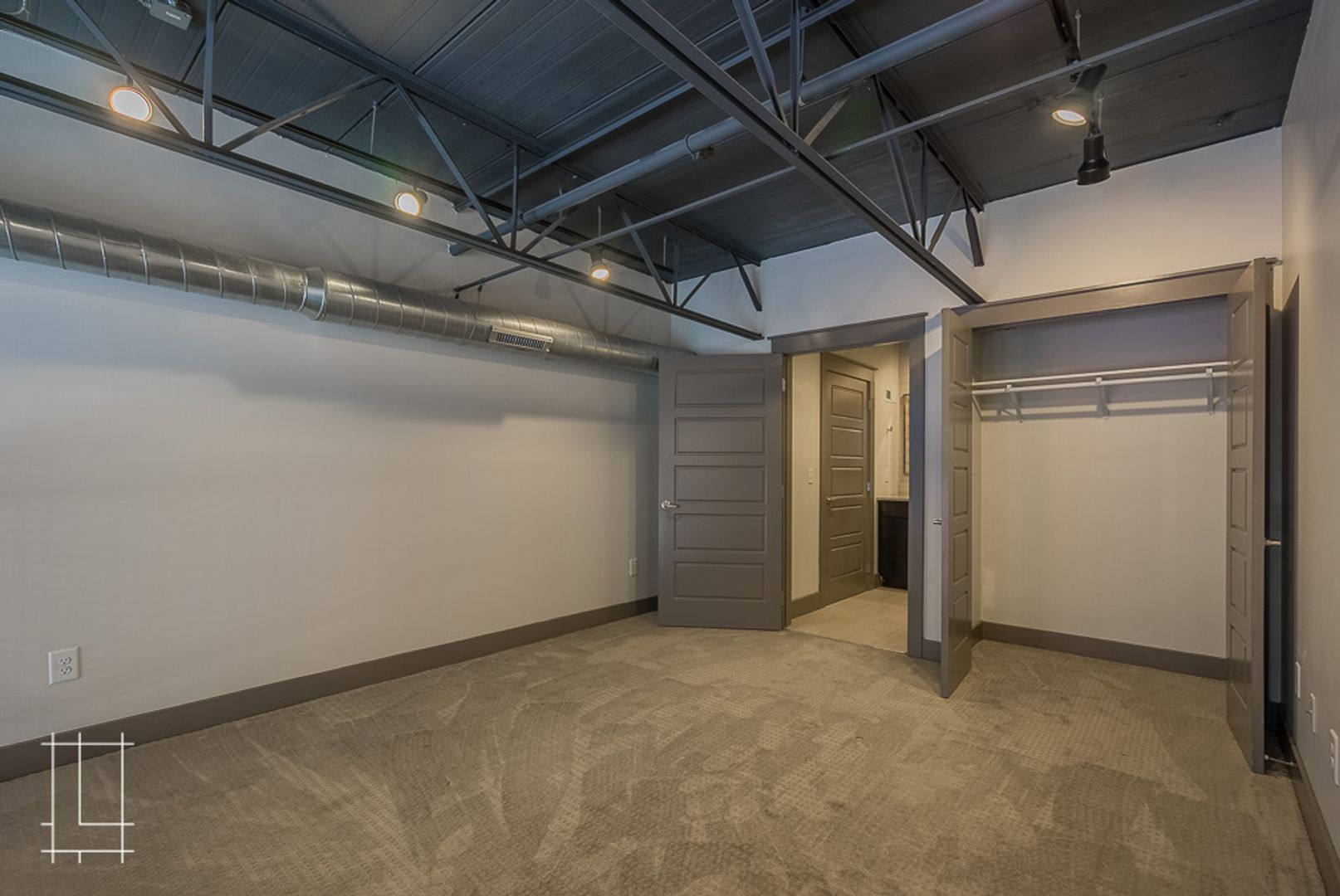 Columbus Apartment: 727 N. 4th St.