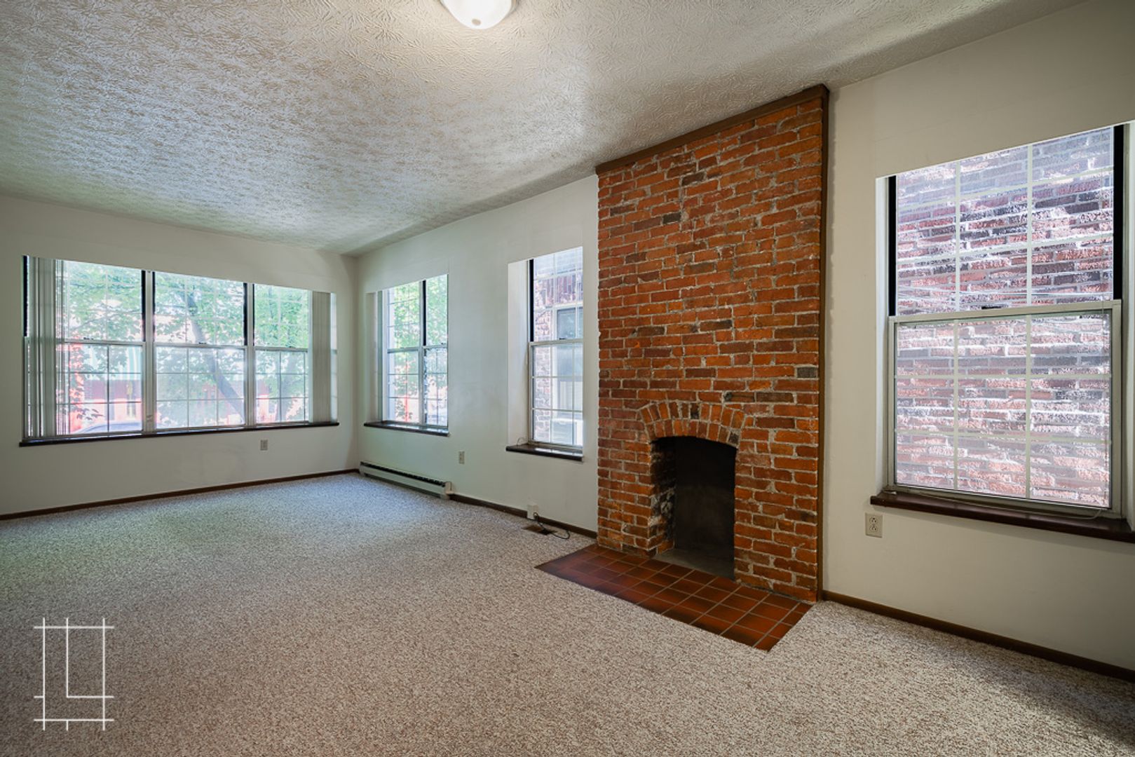 Columbus Apartment: 1119 Pennsylvania Ave