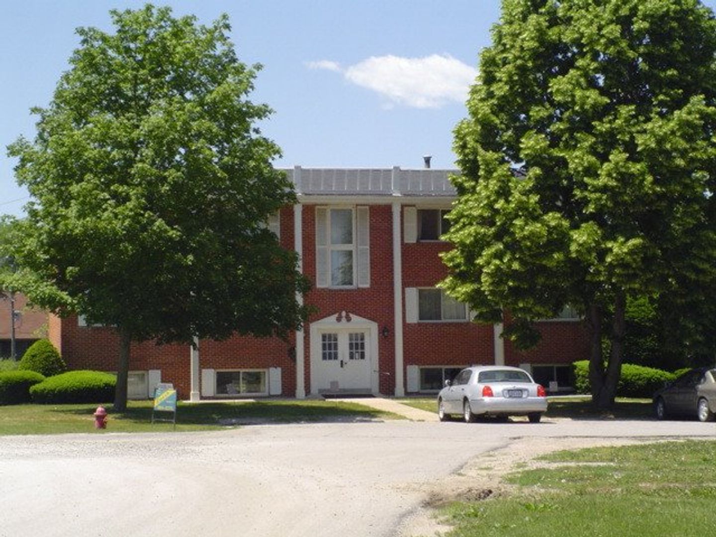 Bloomfield Apartment: #6 Northland Dr