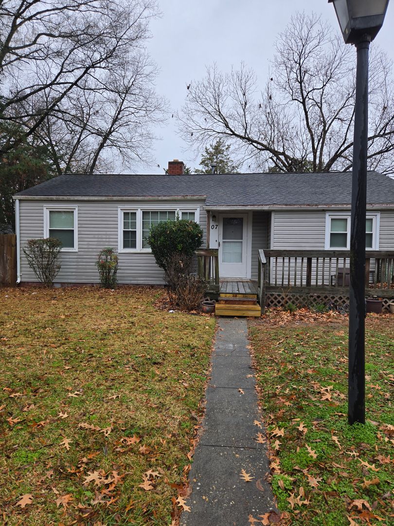 Portsmouth House: 107 Byers Ave