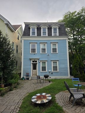 36 East St – Renovated 2-Bedroom in Providence's East Side – photo 1