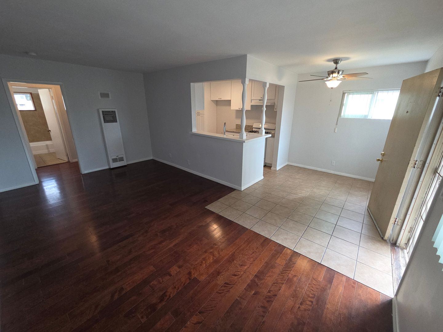Covina Apartment: 265 Orlando Way