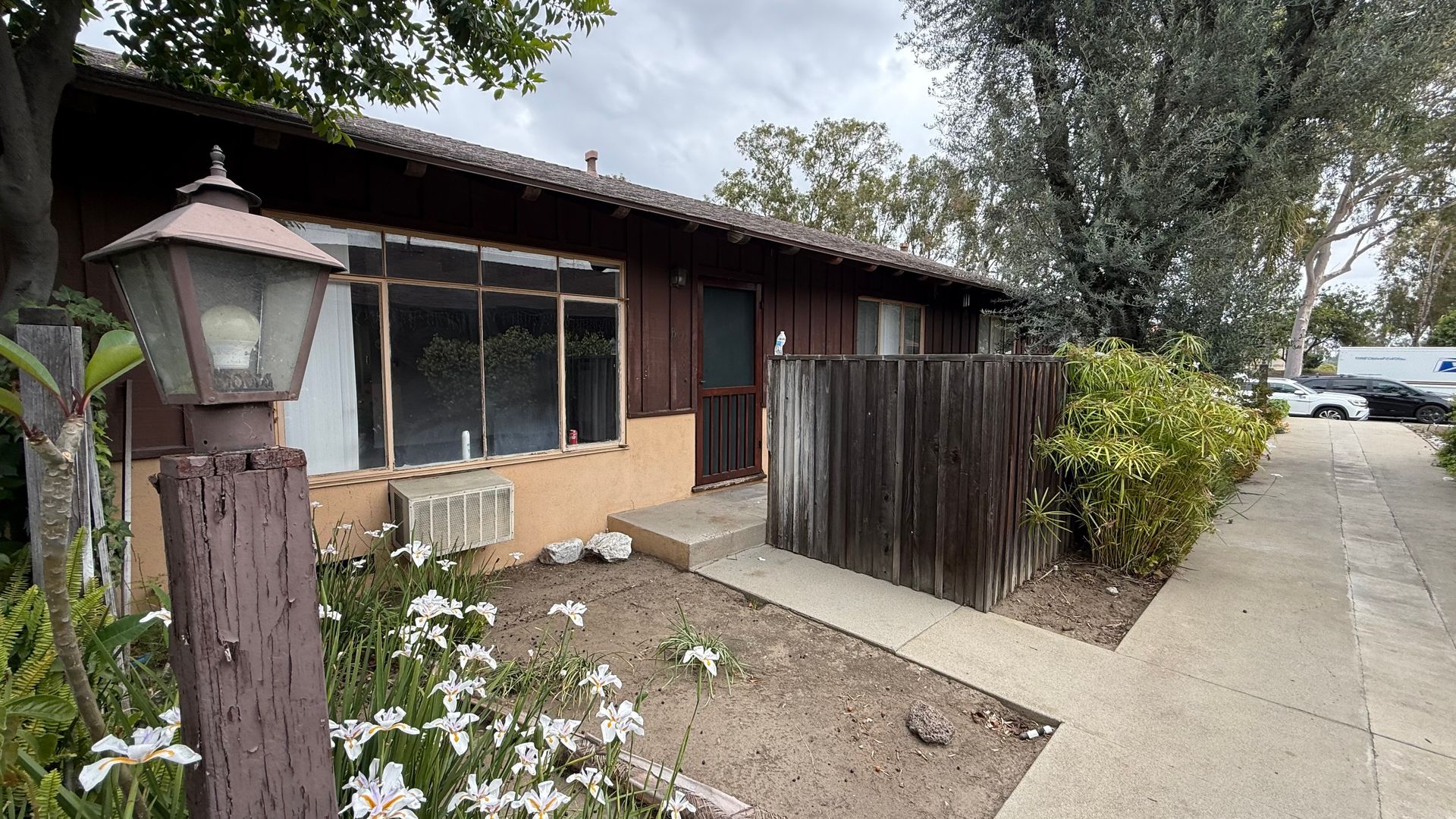 ARCADIA Apartment: 627-631 S BALDWIN AVE