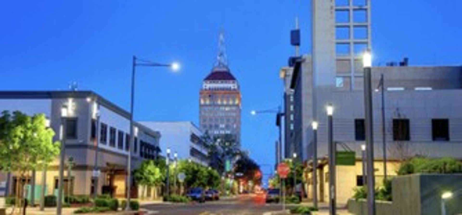 Fresno Apartment: 1529-1557 E. Ashlan Avenue