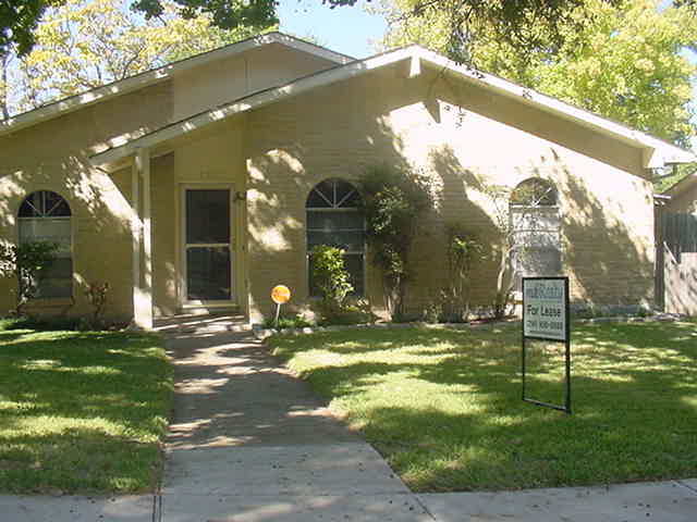 GARLAND House: 2905 DOVE MEADOW DR