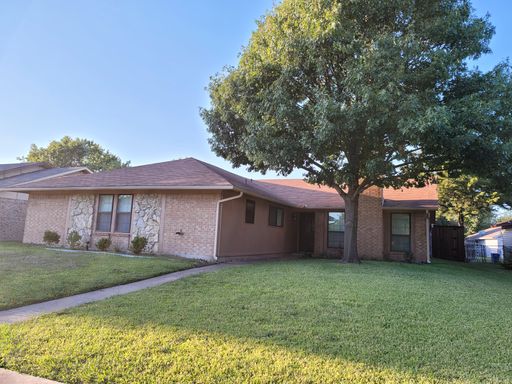 Spacious & Updated – photo 1
