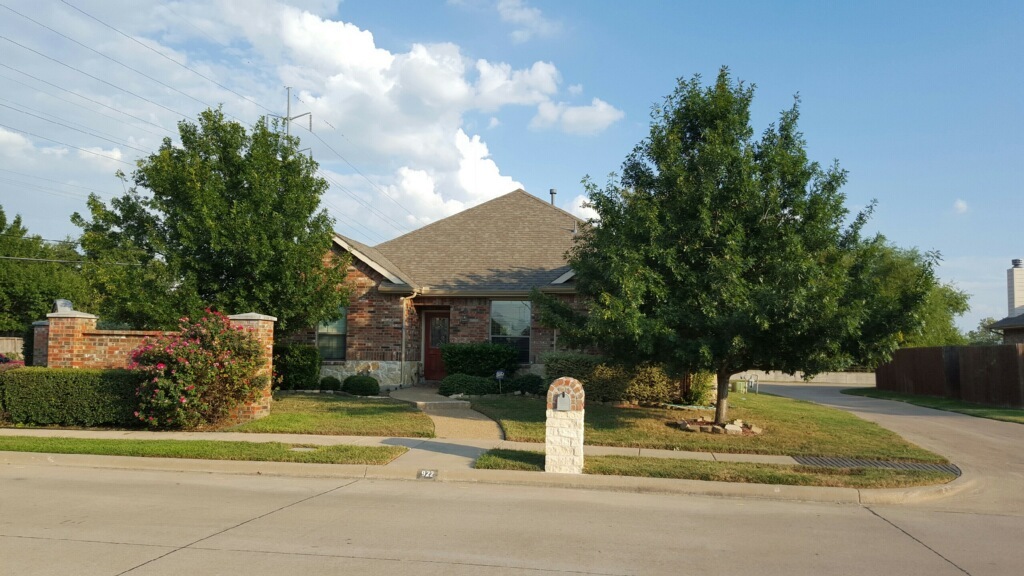 GARLAND House: 922 MEADOW FLOWER LN