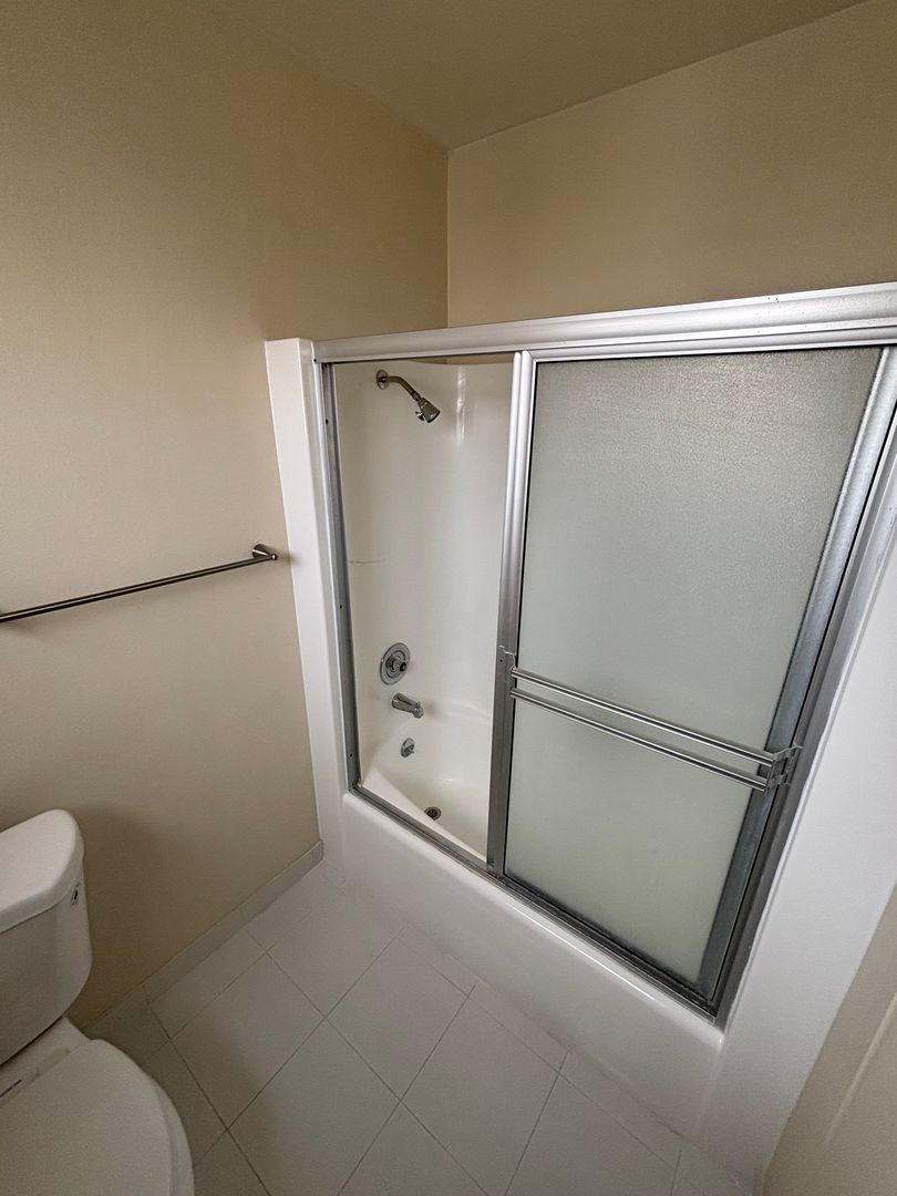 Anaheim Apartment: 1776-1786 Glencrest