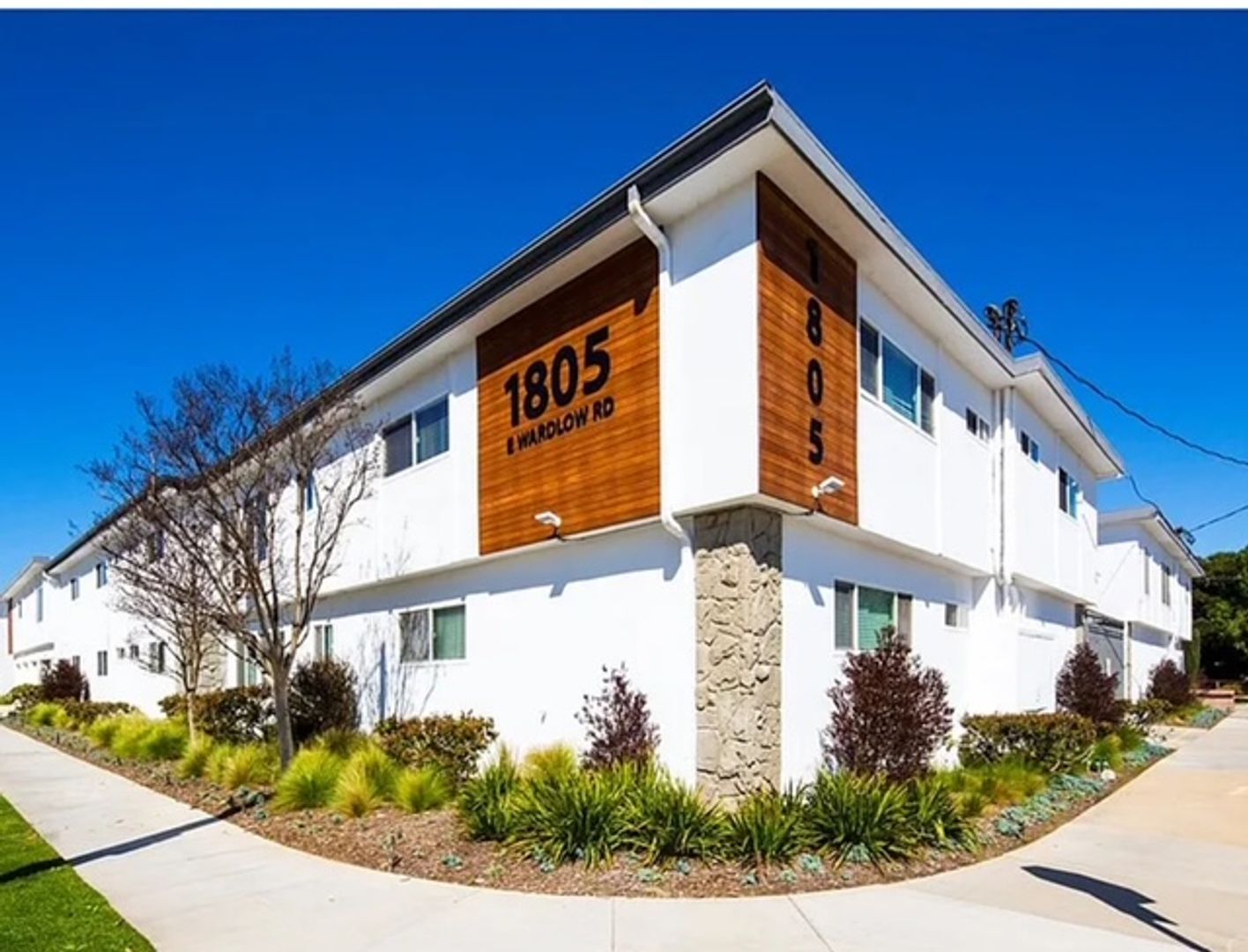 Long Beach Apartment: 1801-1805 Wardlow Rd.