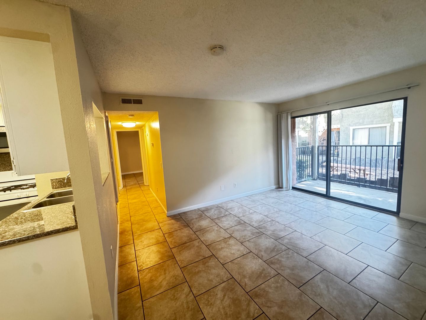 Fontana Apartment: 1531 W. Rialto Ave