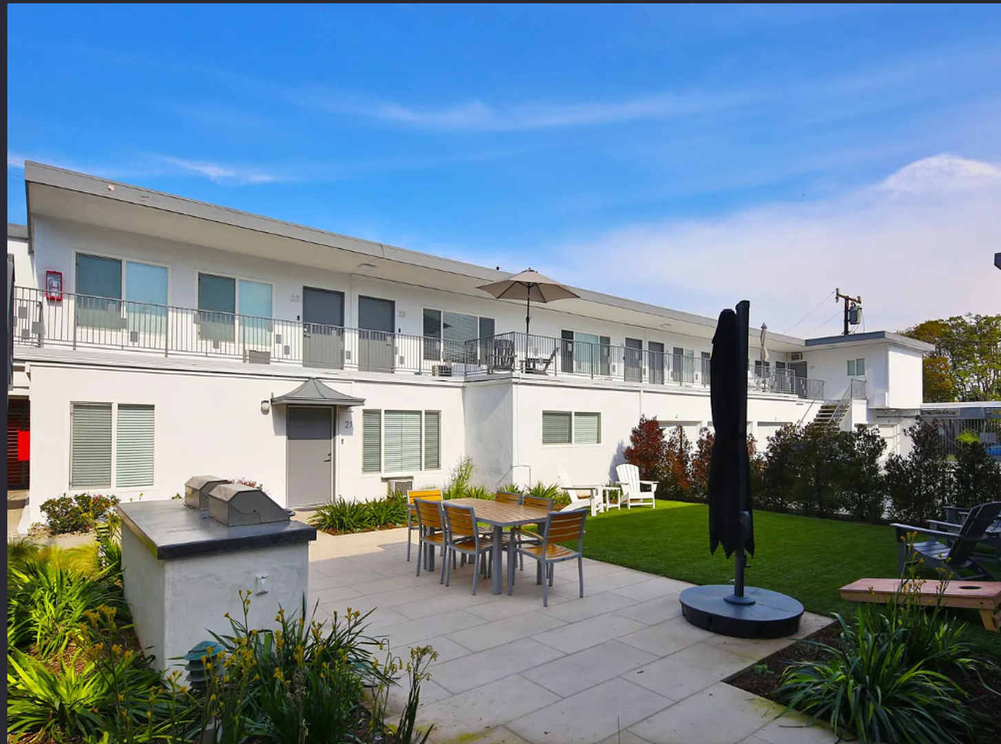 Long Beach Apartment: 1801-1805 Wardlow Rd.