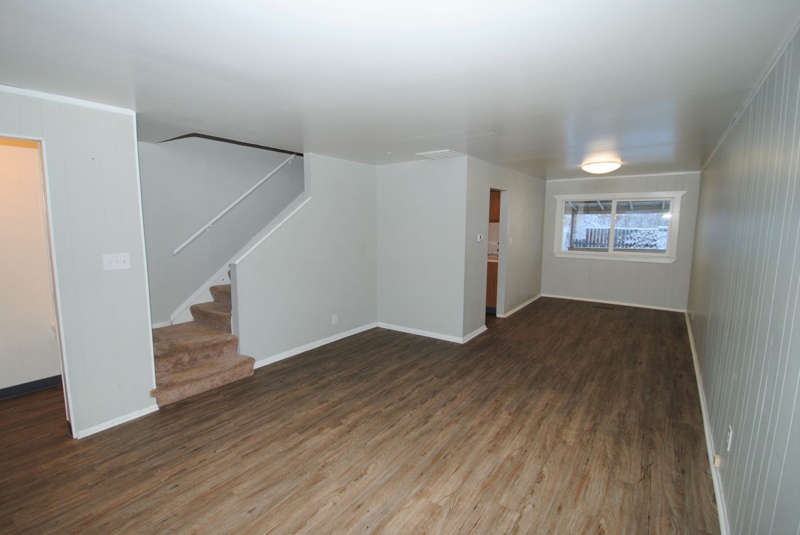 Fairbanks Apartment: 1424/1426 Lathrop St