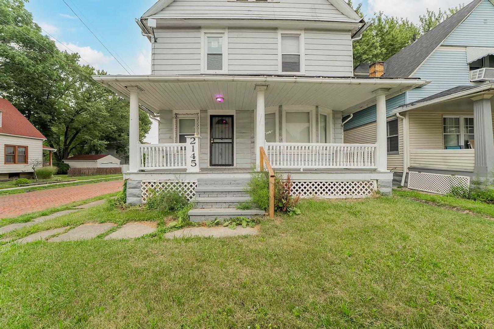 Cleveland House: 2145 W 100 ST