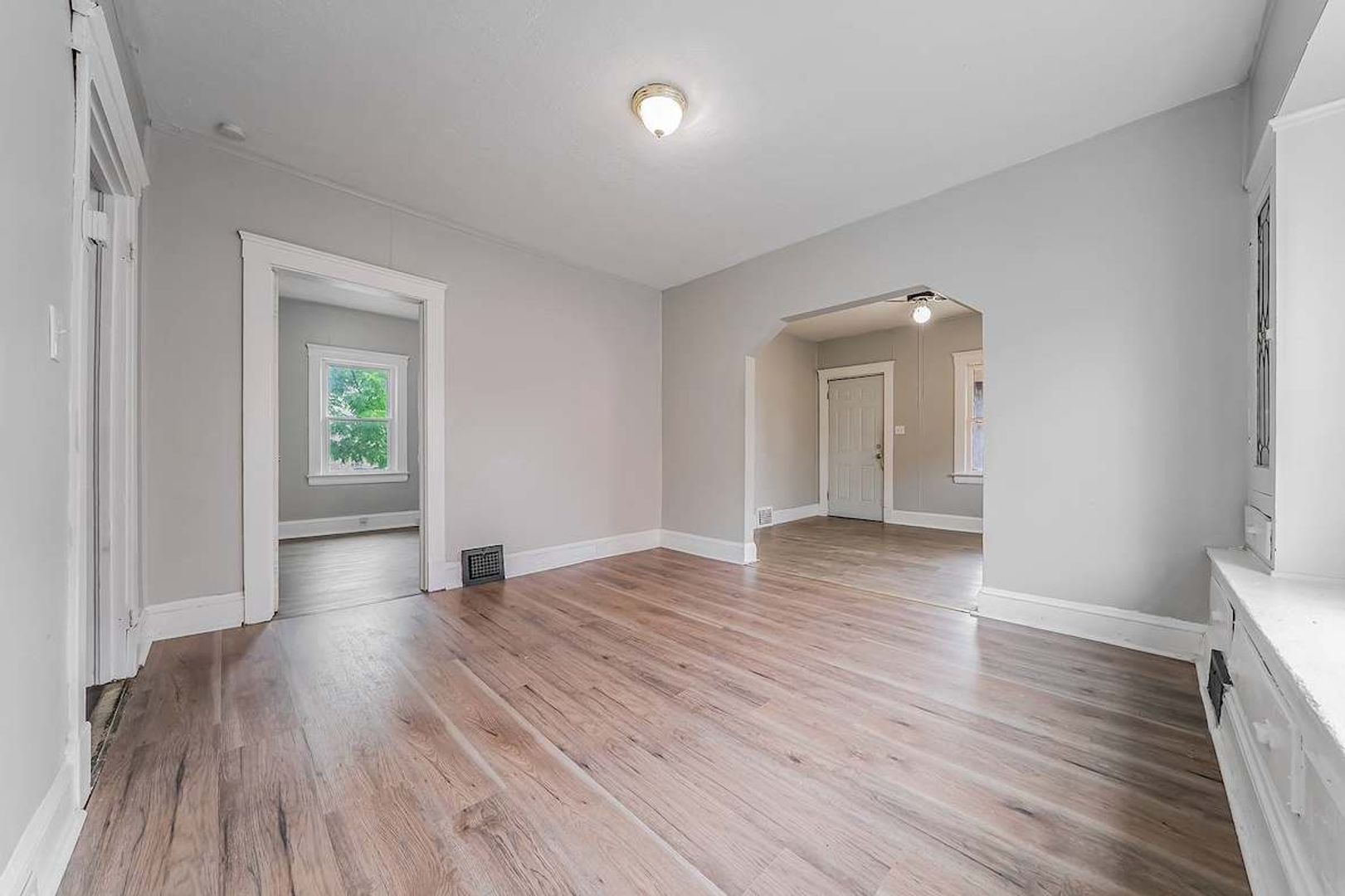 Cleveland Apartment: 3484 W 58th St