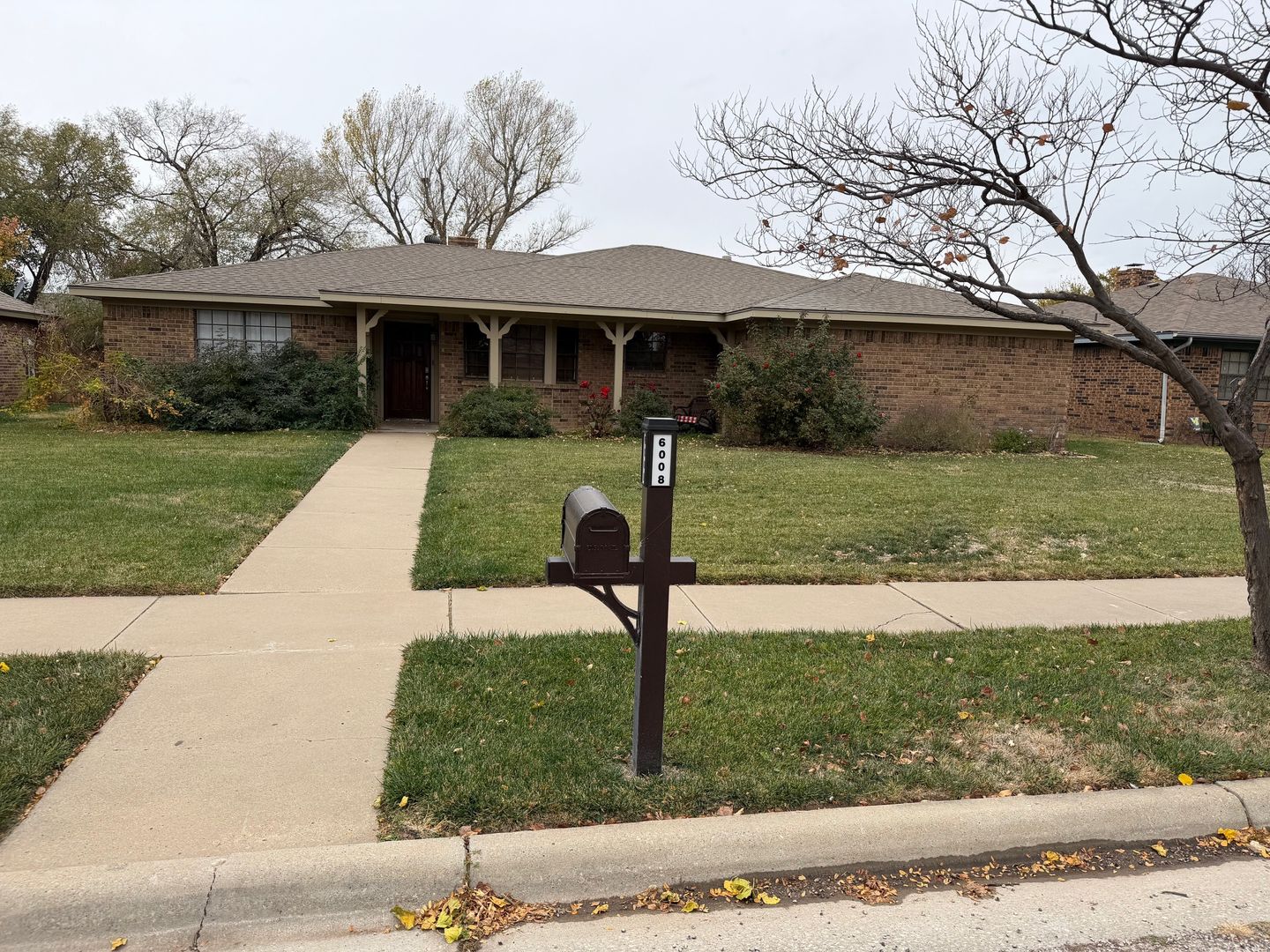 Amarillo House: 6008 Yale St