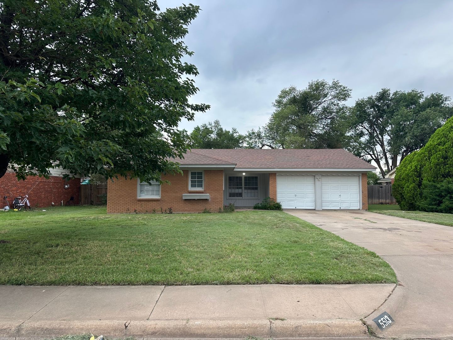 Amarillo House: 5513 Alvarado