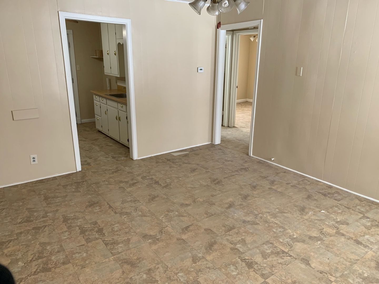 Amarillo House: 3817 S Ong St