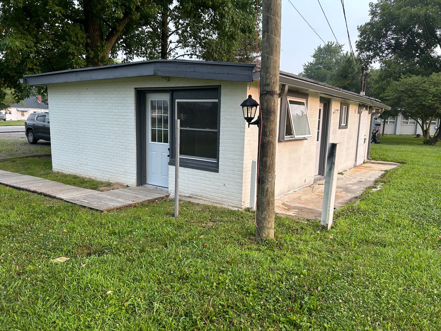 Shelbyville Apartment: 1640 N. Michigan Rd