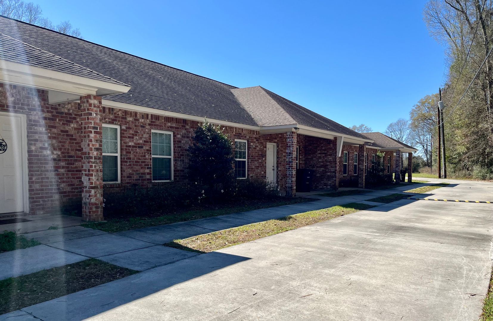 Greenwell Springs Apartment: 18645 Greenwell Springs Rd.