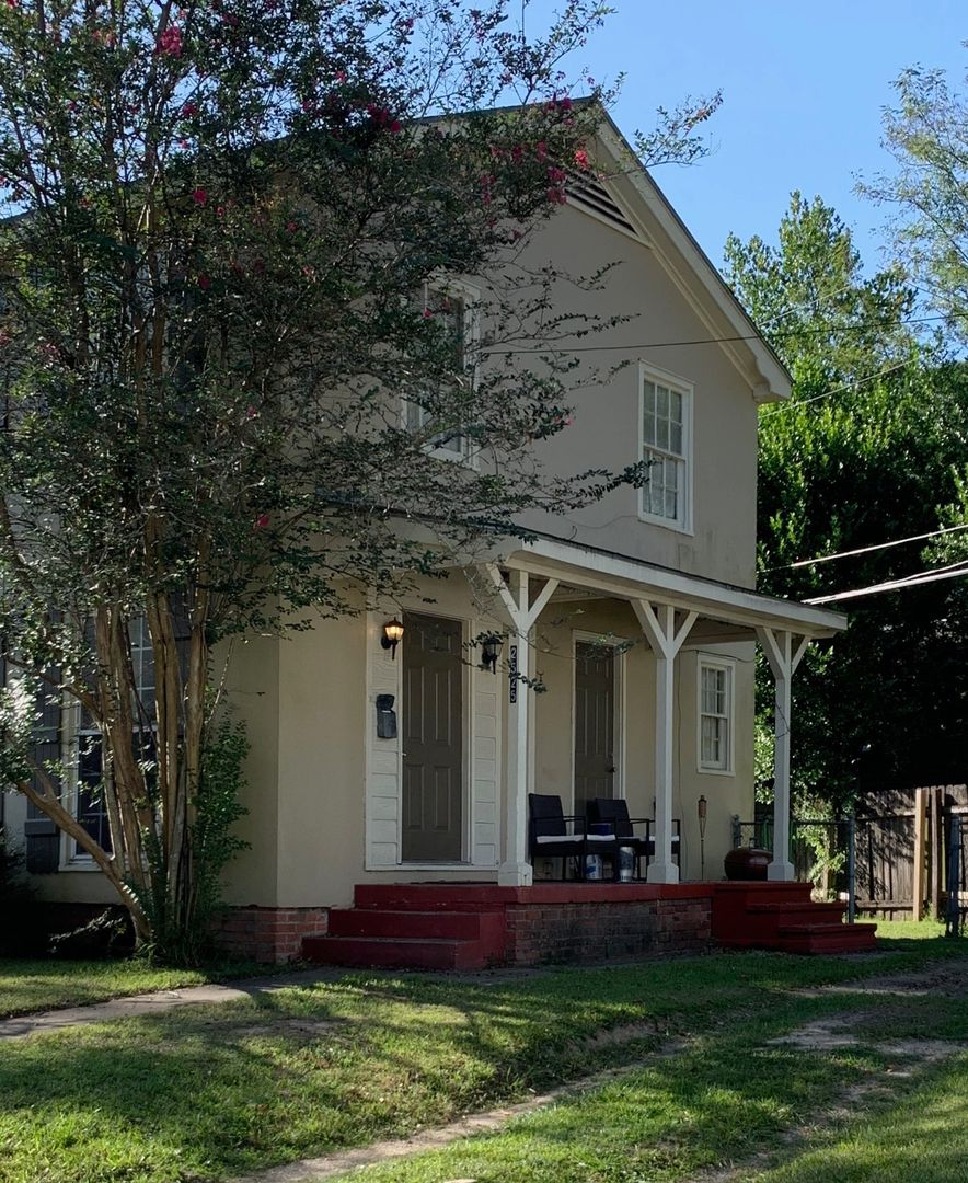 Baton Rouge House: 2525 Olive St.