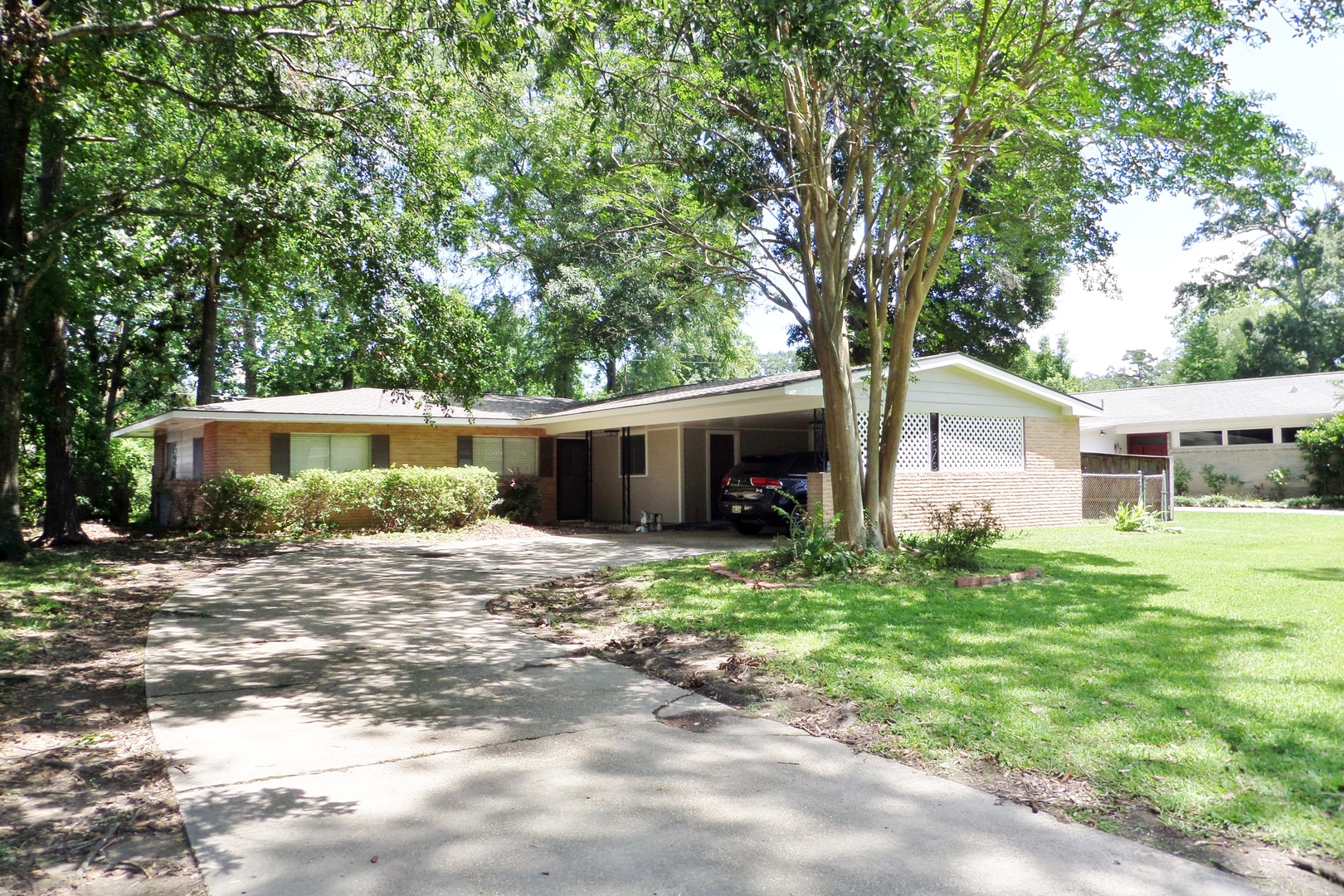 Baton Rouge House: 4144 Strand Dr.