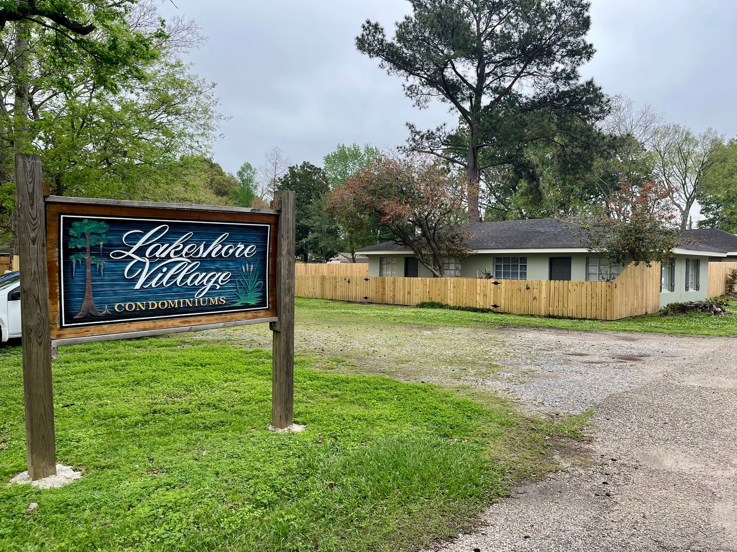 Baton Rouge Apartment: 2150 Elissalde St.