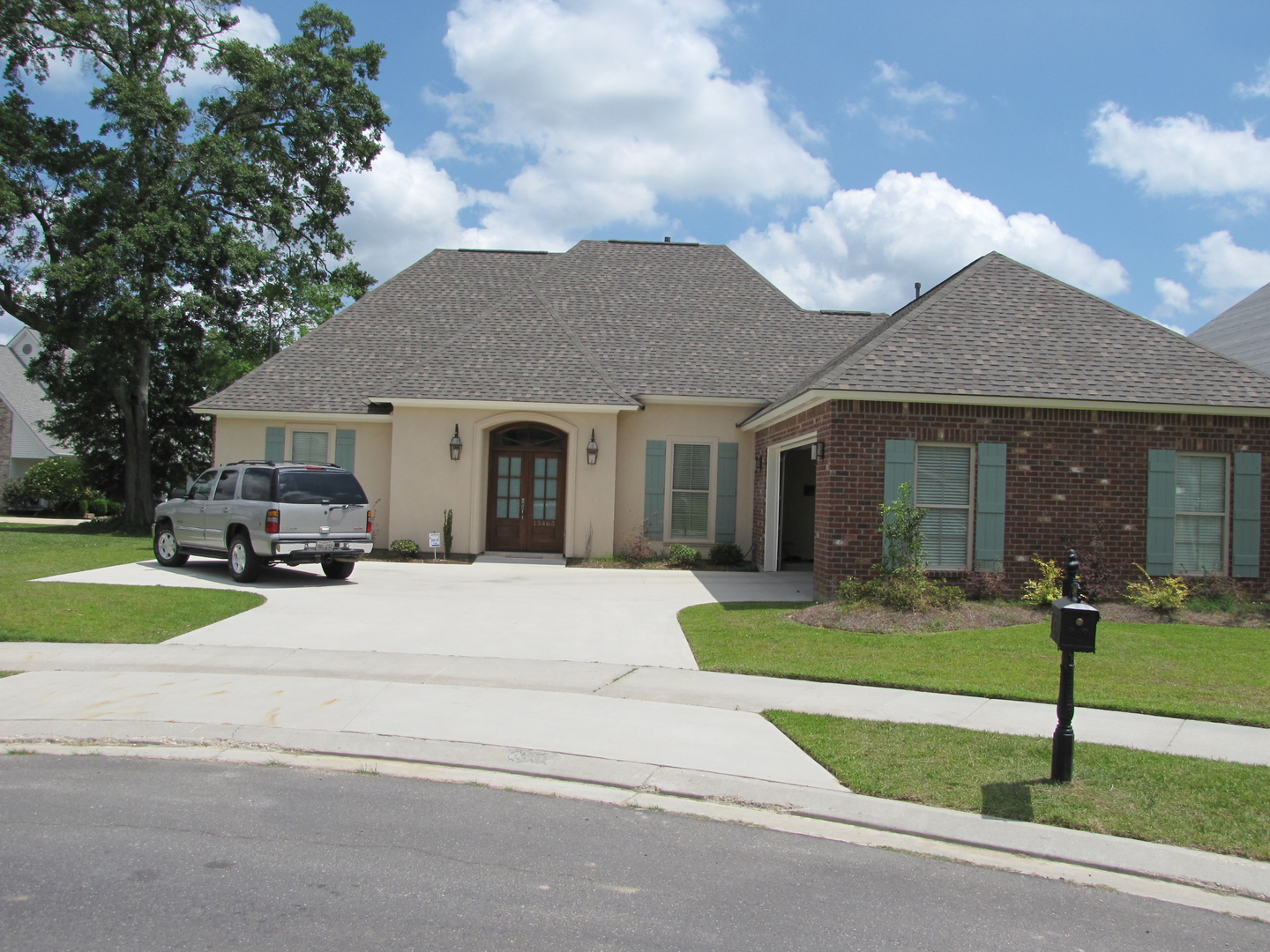 Baton Rouge House: 13465 Quail Grove Ave.