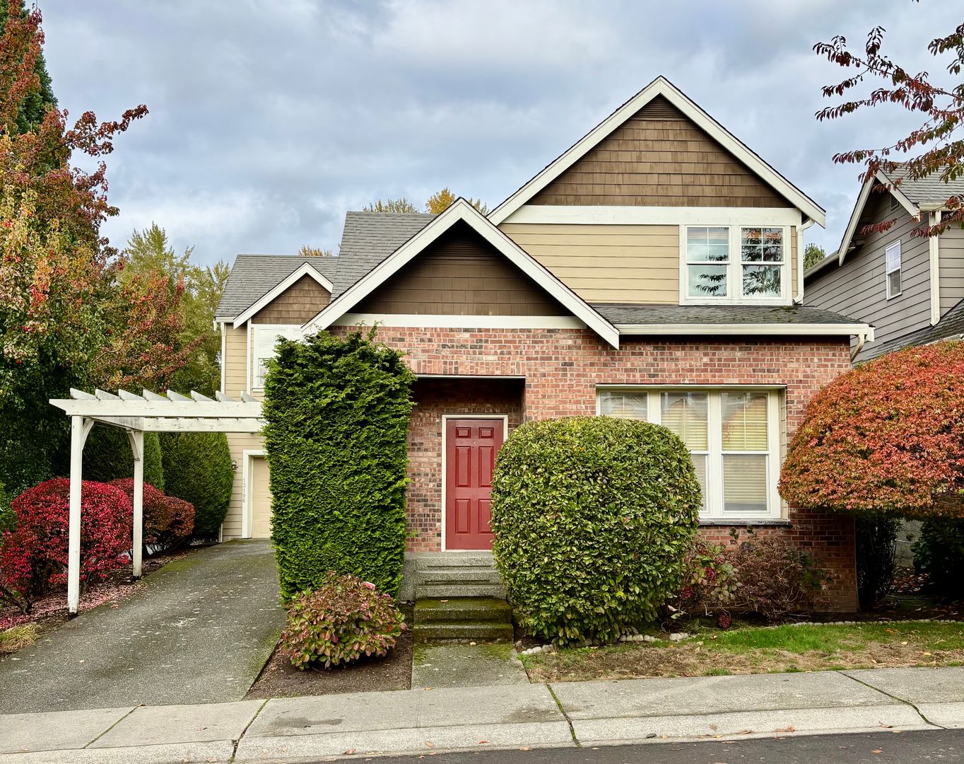 Kirkland House: 13106 NE 139th St