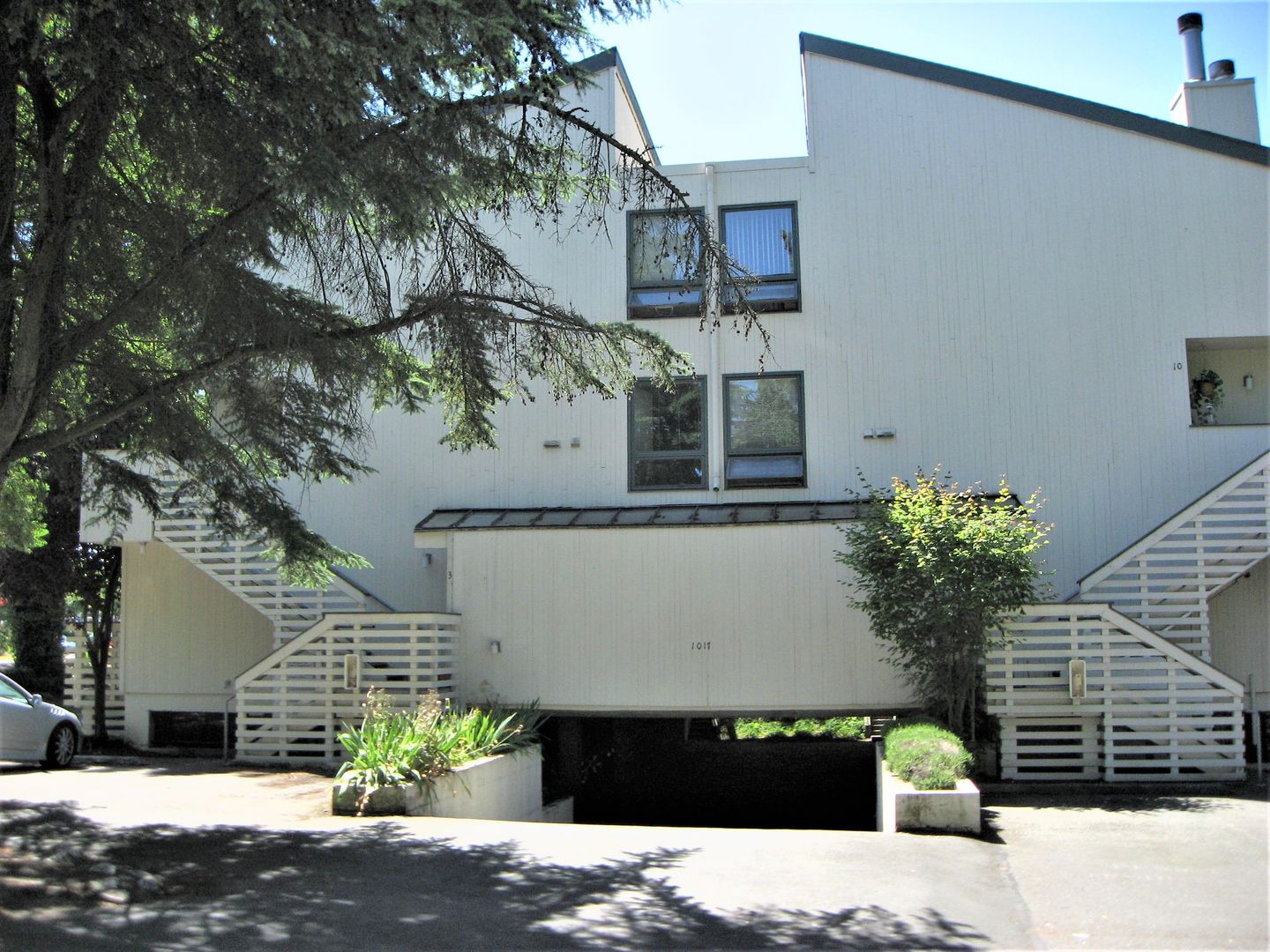 Bellevue Condo: 1017 156th Ave NE #2
