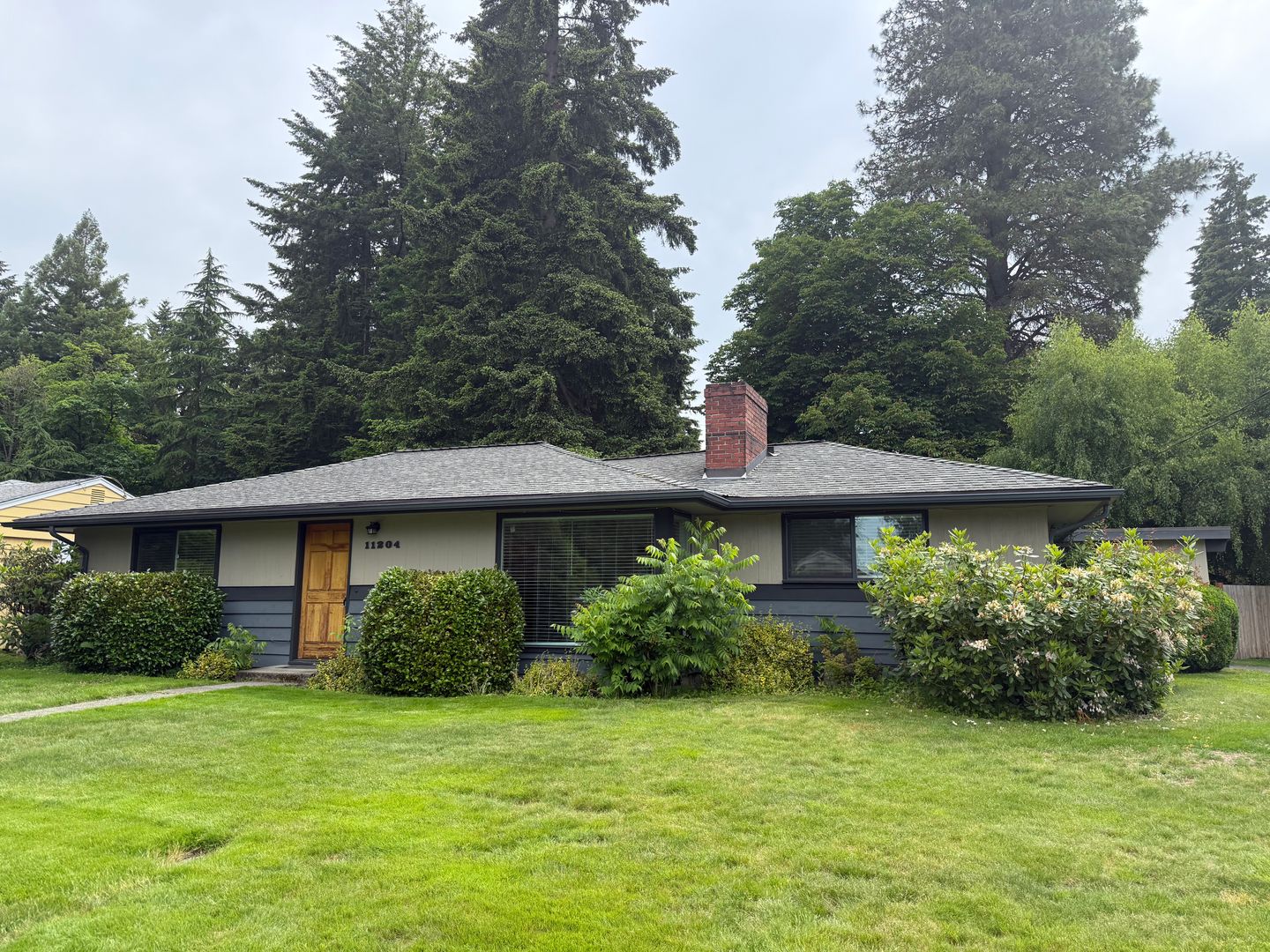 Kirkland House: 11204 106th Ave NE