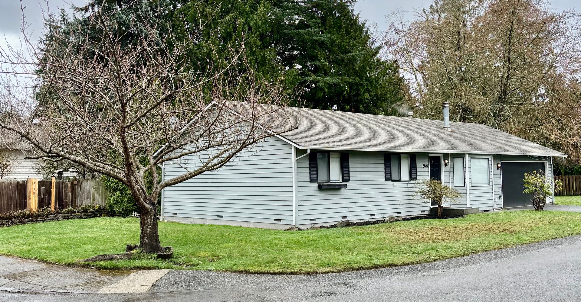 Kirkland House: 8621 NE 142nd St