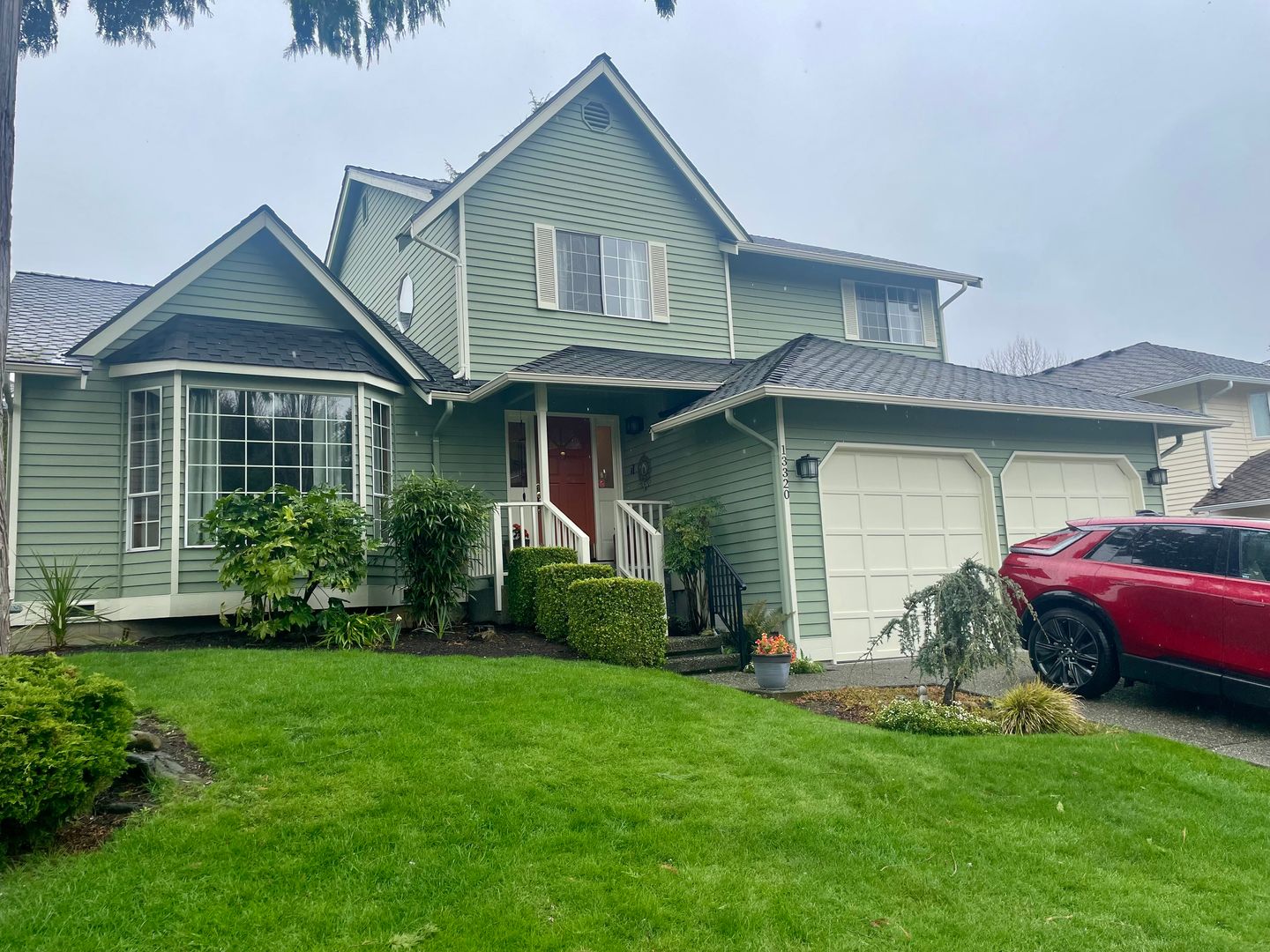 Mukilteo House: 13320 44th Ave W