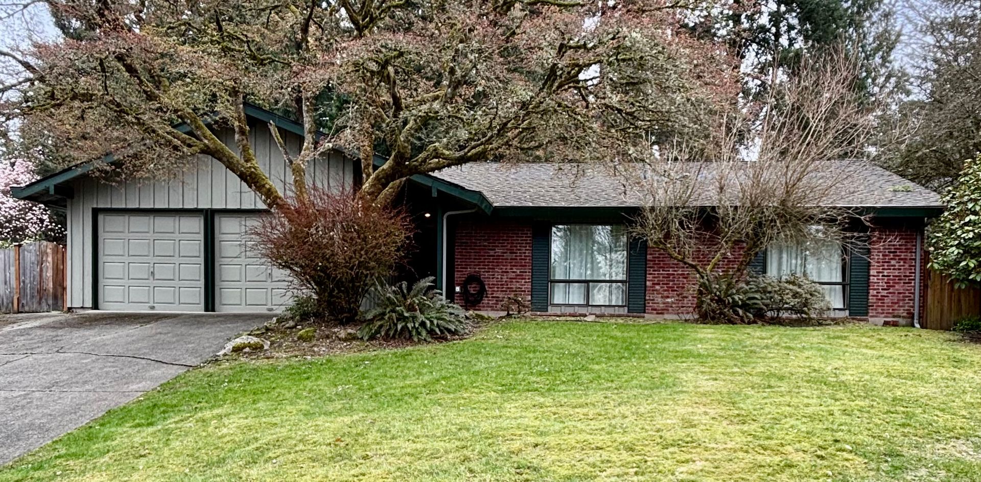 Redmond House: 18107 NE 22nd St