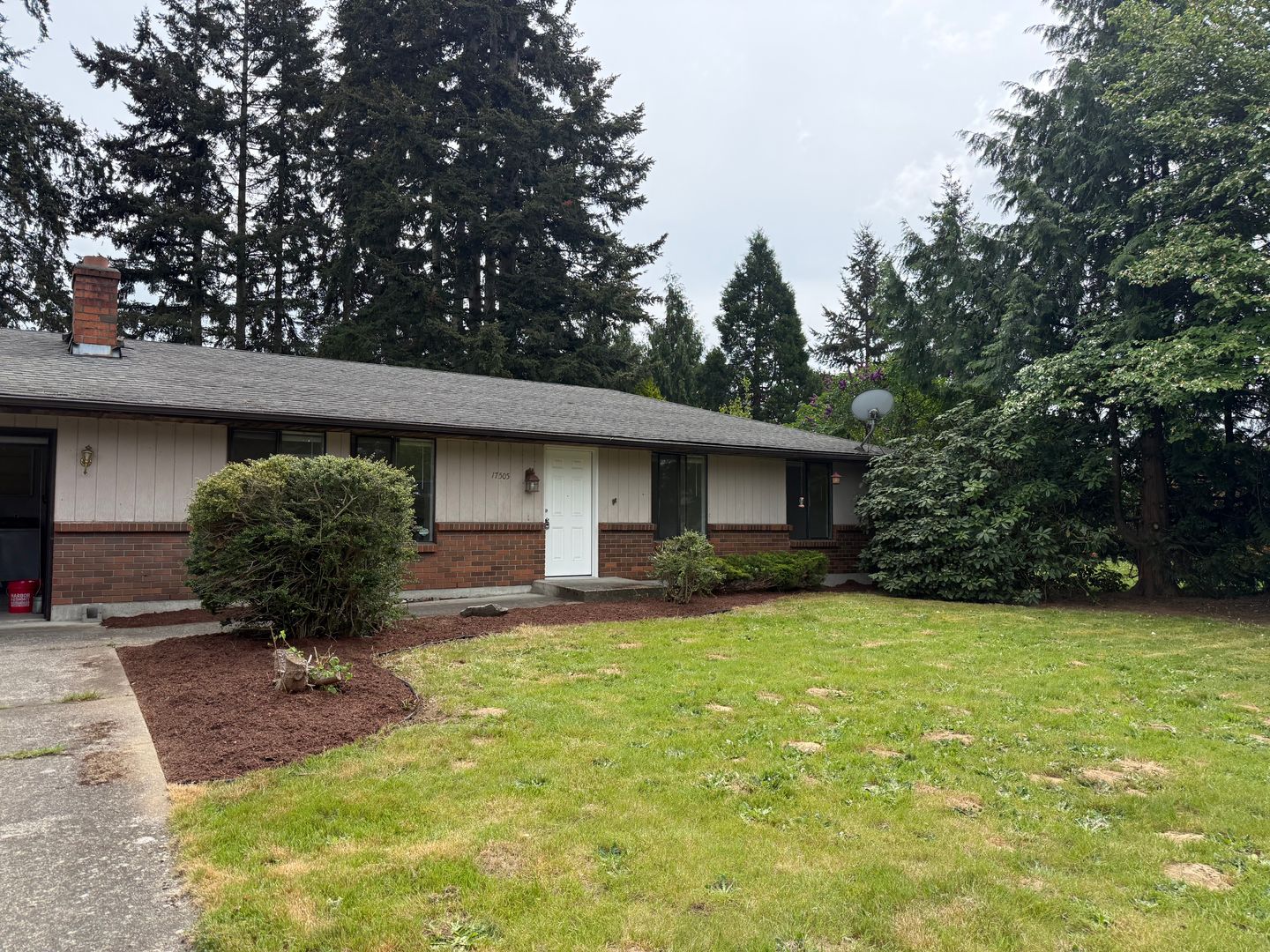 Arlington House: 17505 38th Dr NE