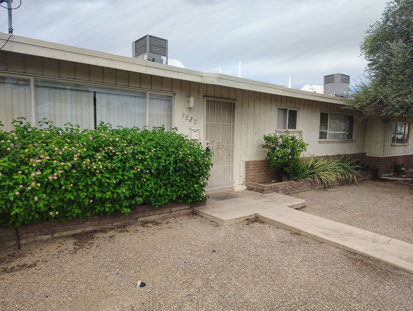 Tucson House: 1629 N. Highland Avenue