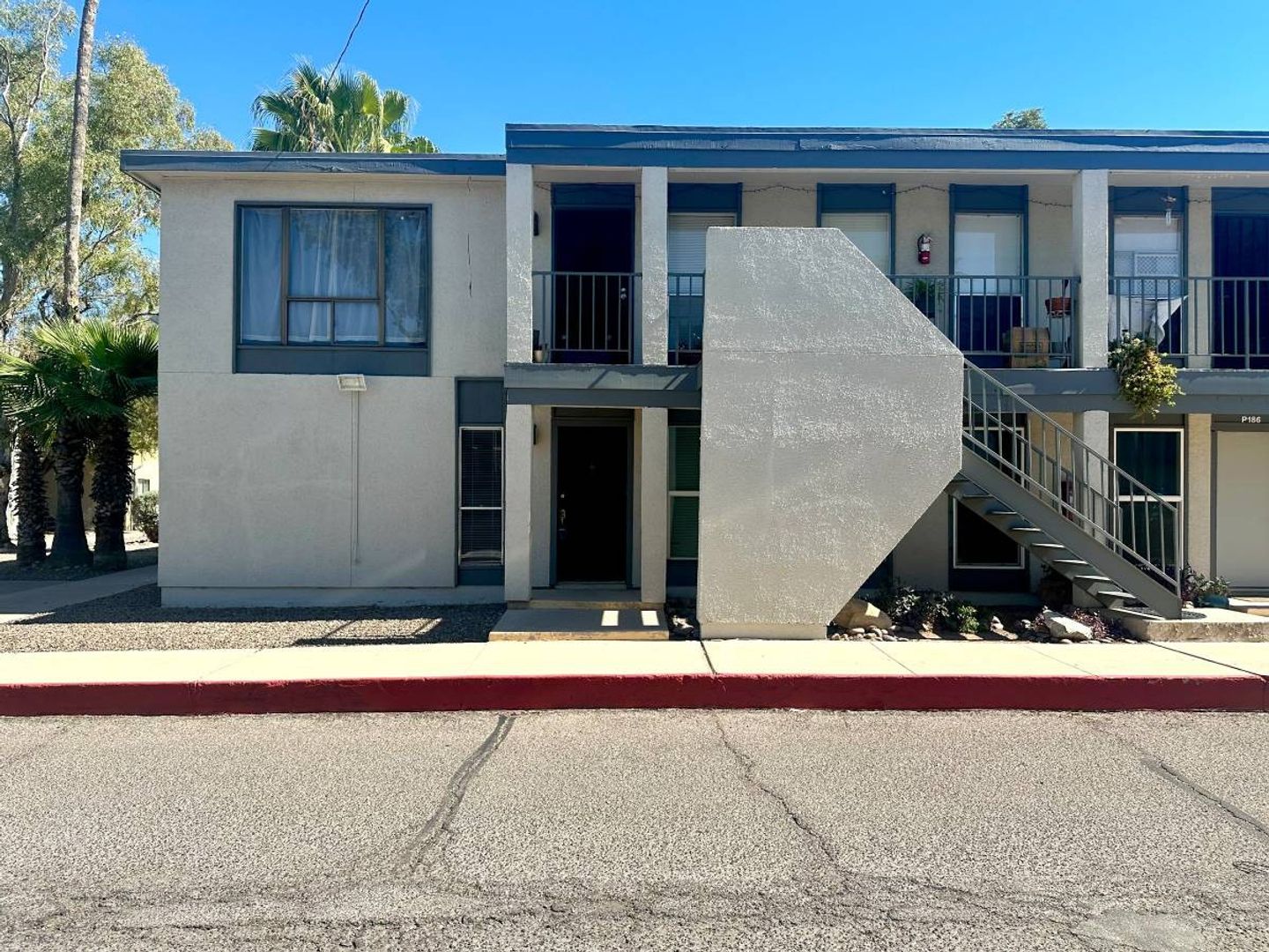 Tucson Condo: 1620 N. Wilmot P187