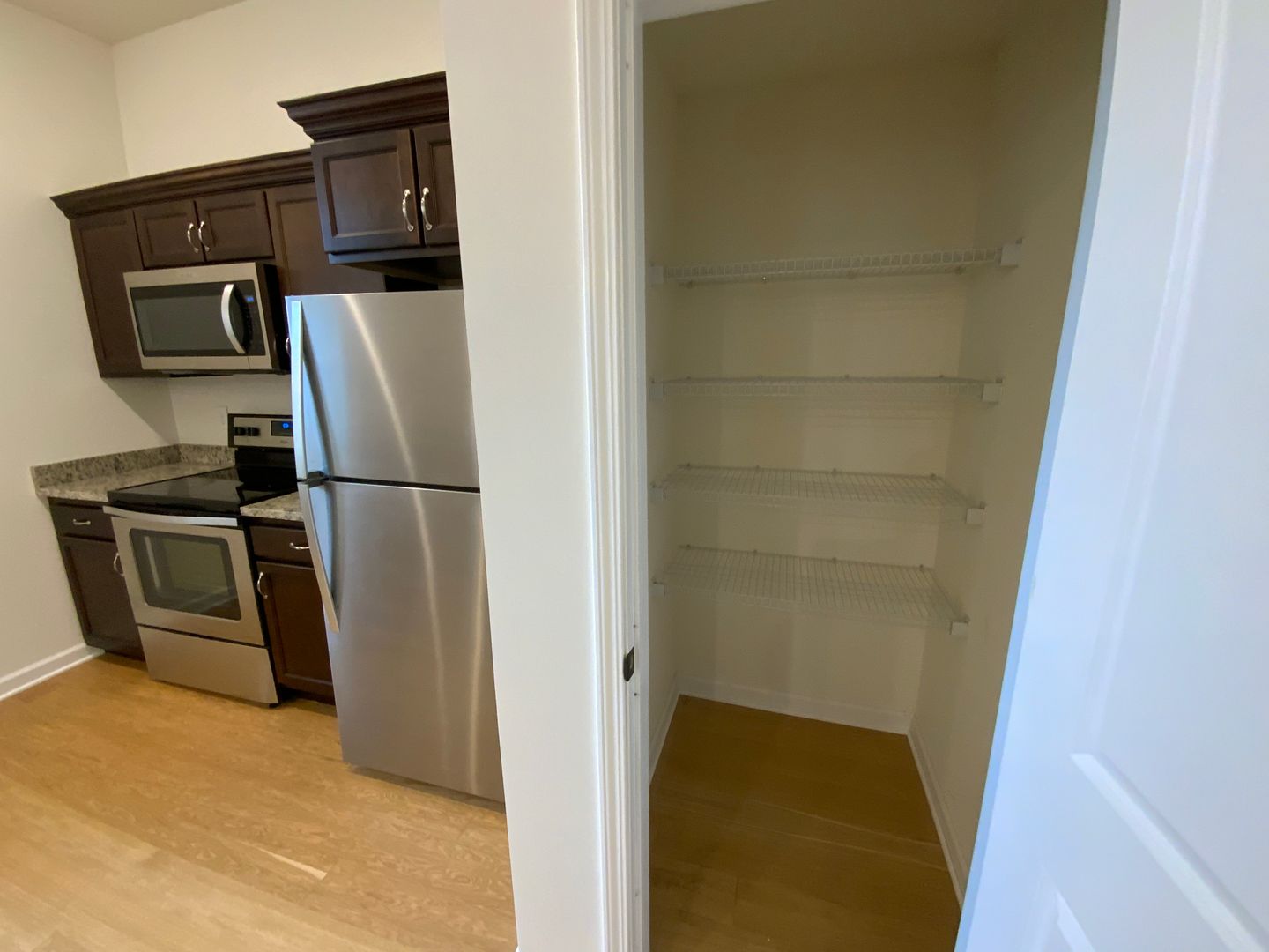 Albany Apartment: 99 Pine Street