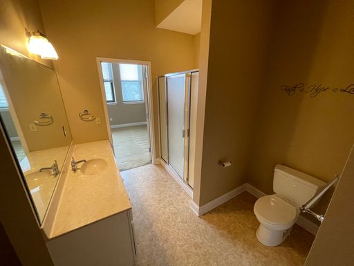 Listing photo thumbnail