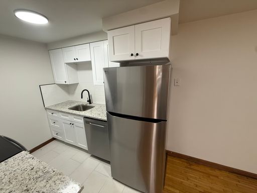 Listing photo thumbnail