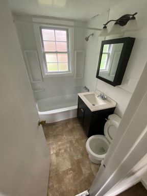 Listing photo thumbnail