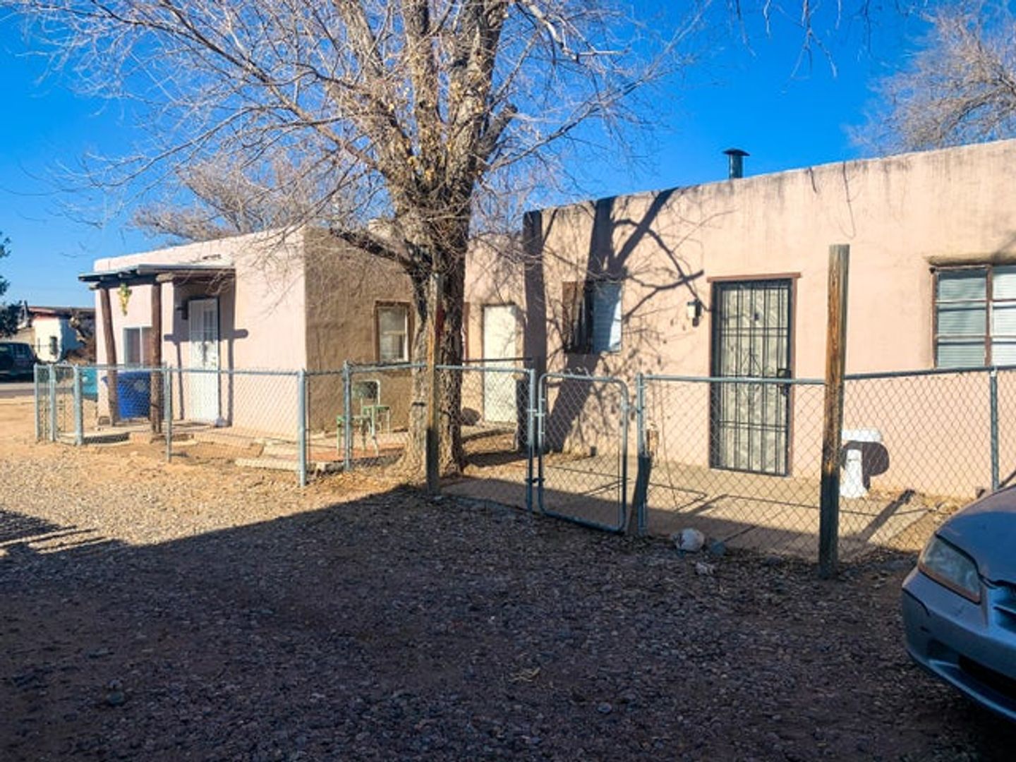 Albuquerque Apartment: 330 Vermont