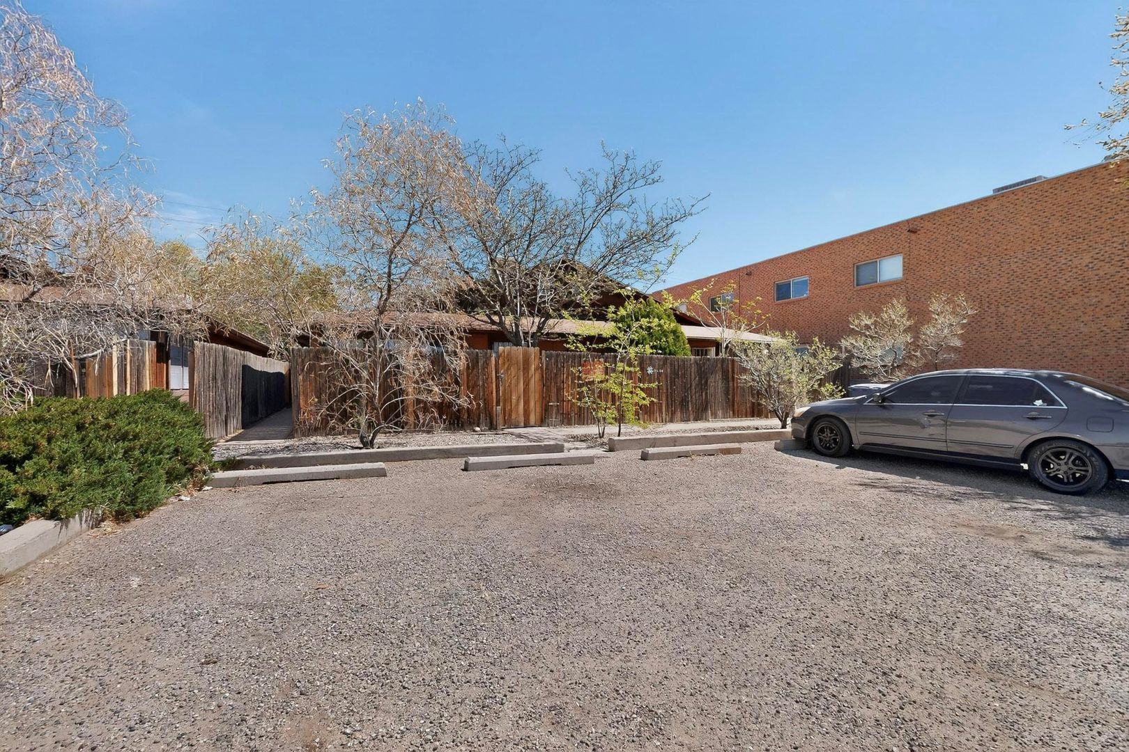 Albuquerque Apartment: 1128 Chelwood Park Blvd NE