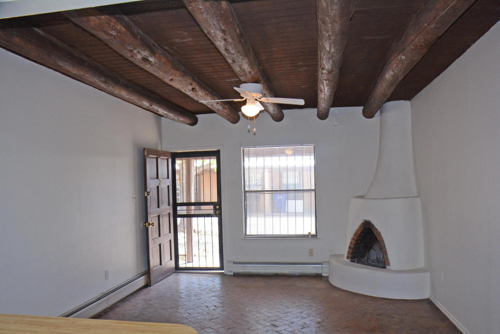 Albuquerque Apartment: 604 Arno Street NE