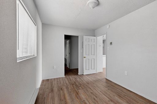 5817 Central Avenue NW - Unit 06, Albuquerque, NM 87105